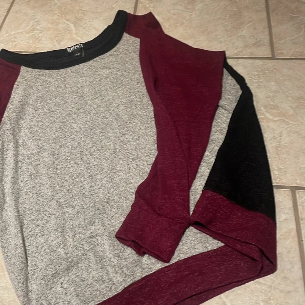 Sweater - Picture 4 of 4